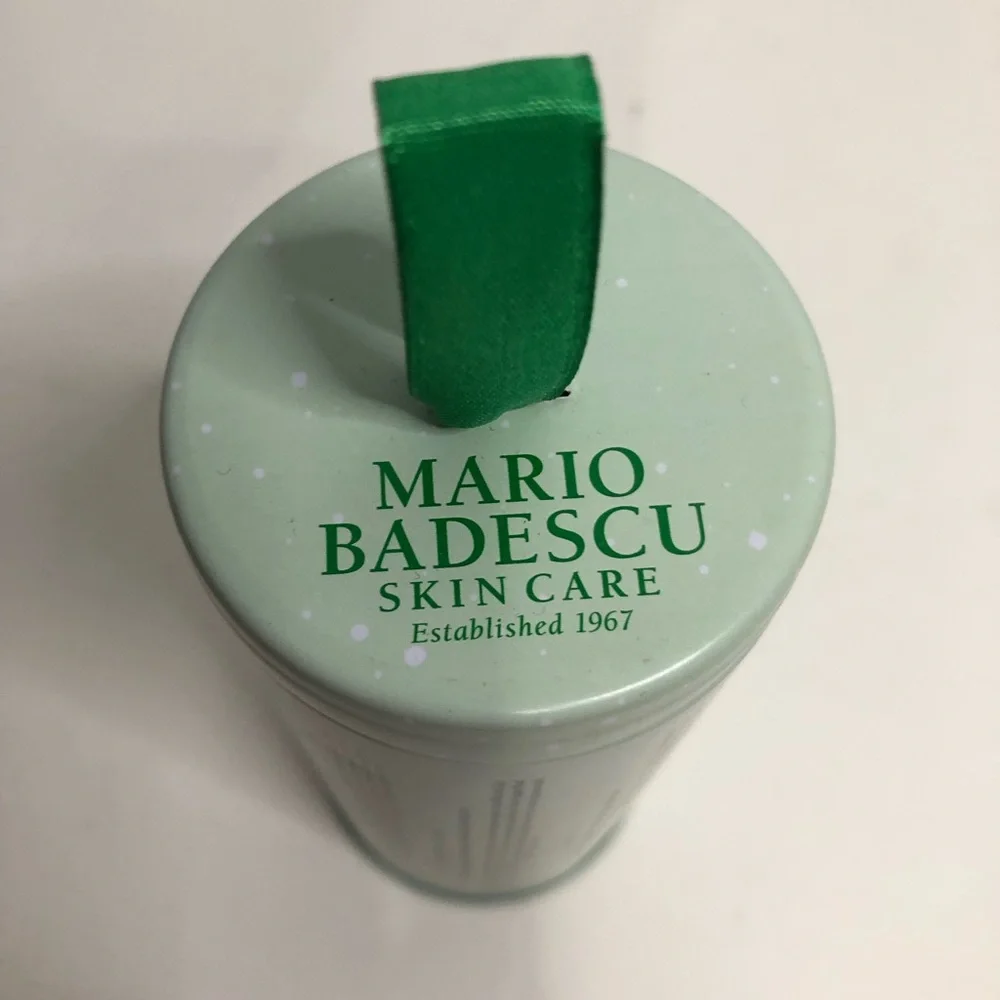 Mario Badescu winter glow essentials 4 piece essentials gift‎ set New in tin